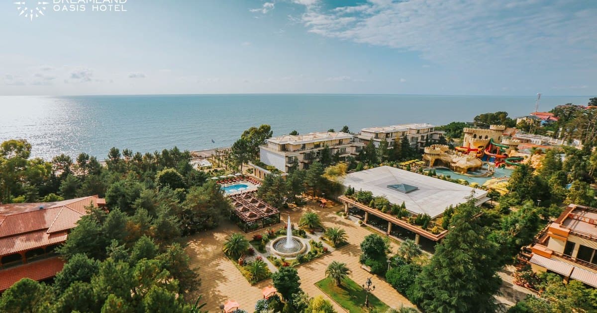 Dreamland Oasis в Чакви: три ночи в девяти километрах от Батуми — дорога, формат и кому это подходит